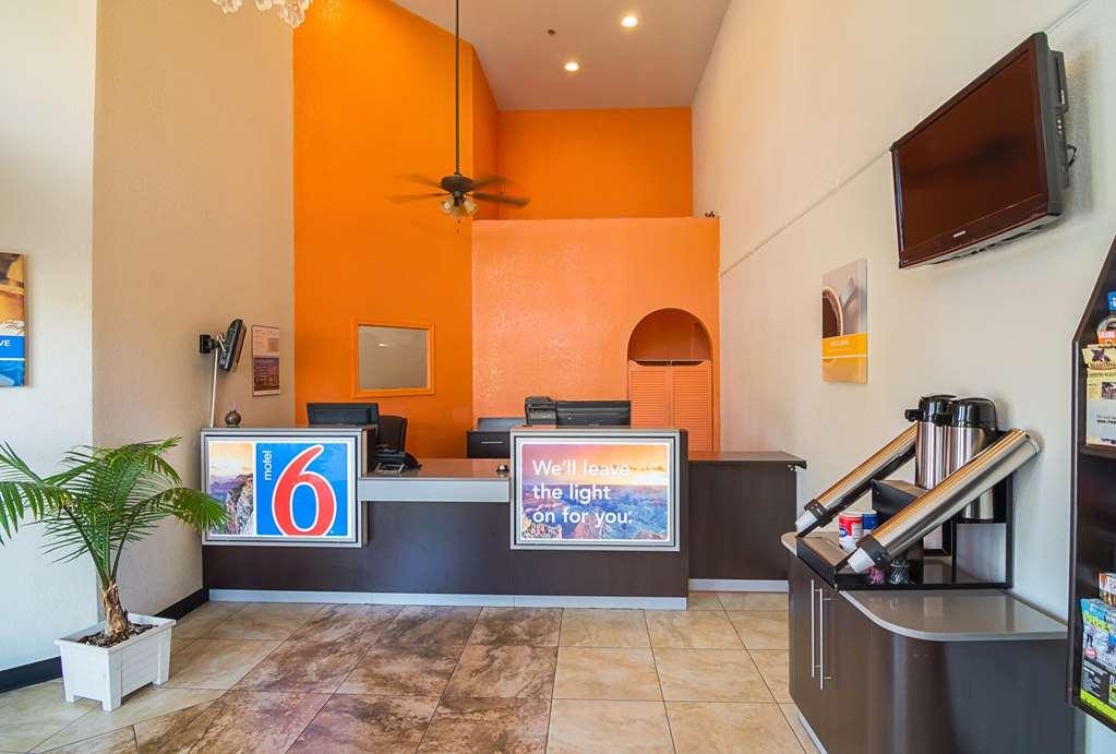 Prado del Sol Motel 6 Chandler المظهر الداخلي الصورة